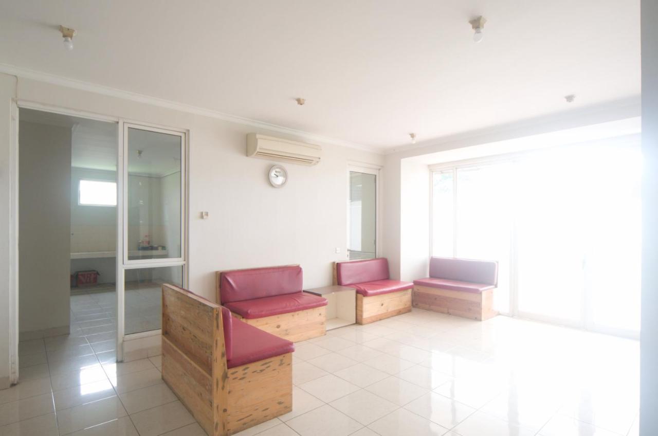 Oyo 3049 Scientia Dormitory Syariah Tangerang Eksteriør bilde
